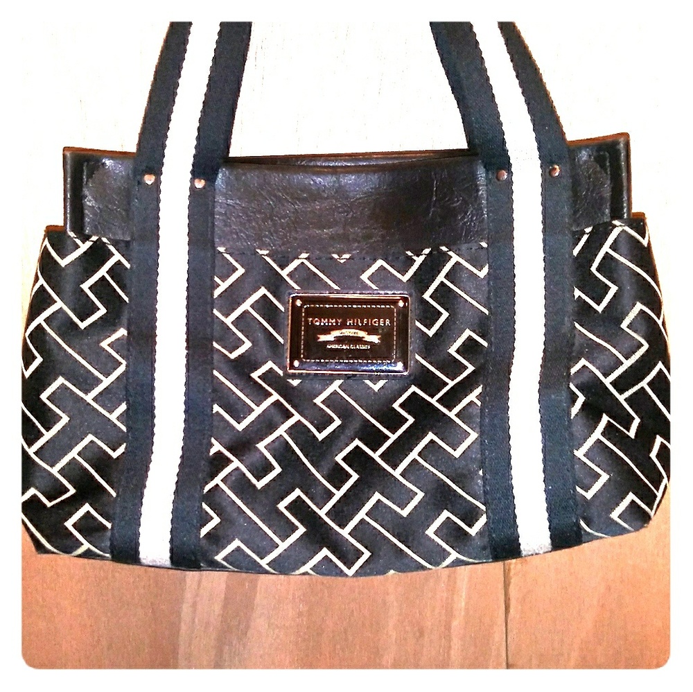 Tommy Hilfiger womens Handbag